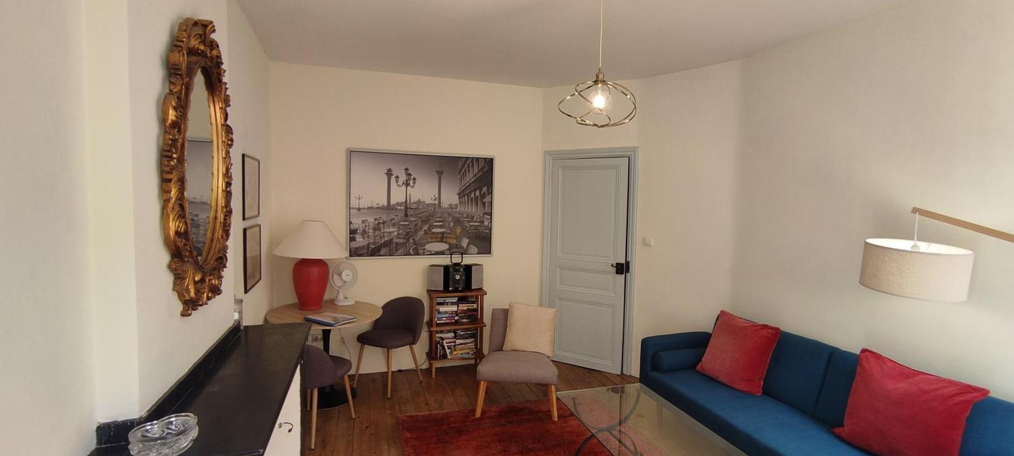 ดิ อพาร์ตเมนต์ ถนนบาร์แบ Apartment การ์กาซอน ห้อง รูปภาพ